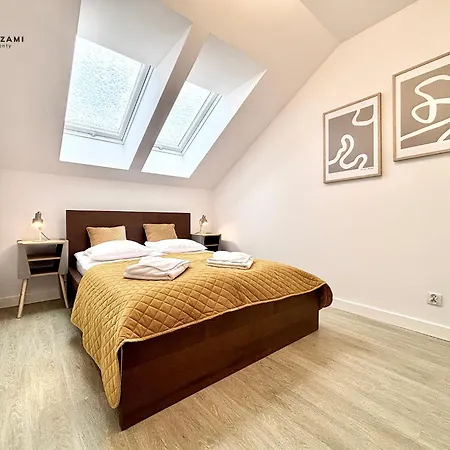 Pod Brzozami Dwie Sosny