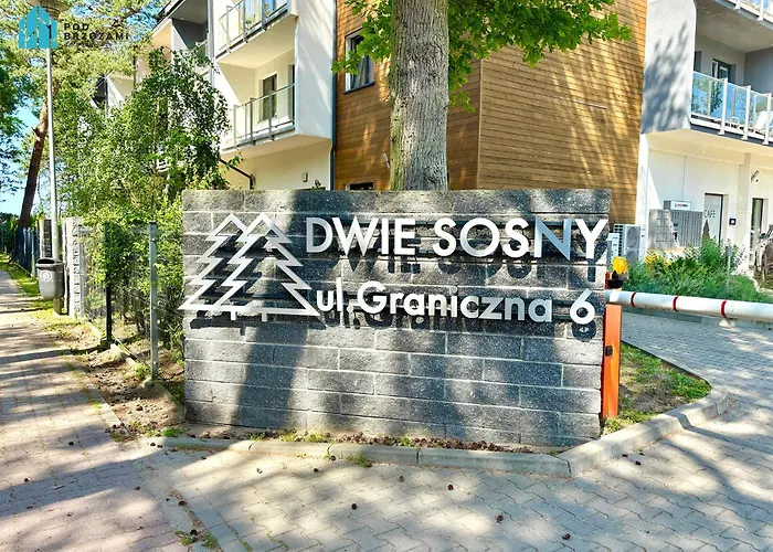 Pod Brzozami Dwie Sosny *